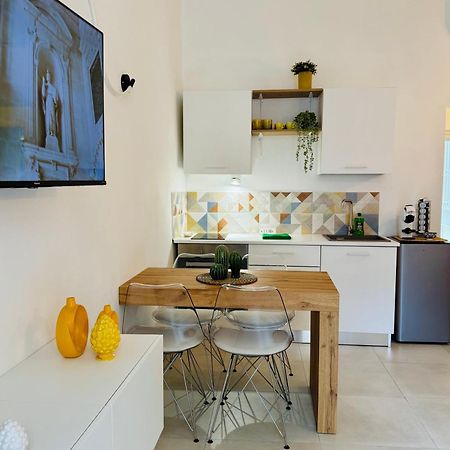 Vittoria Apart Syracuse Buitenkant foto